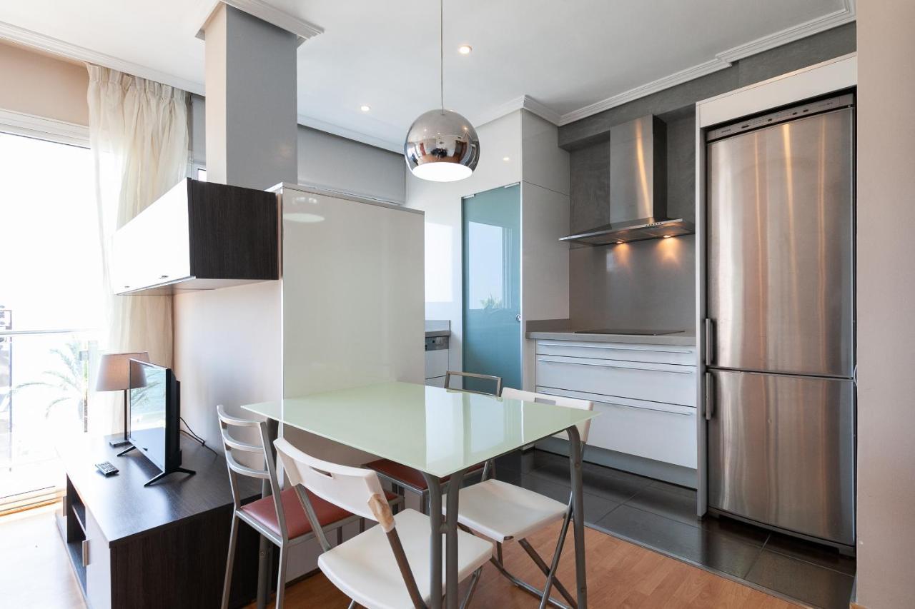 Uhc Las Palmas Apartment ซาลอว์ ภายนอก รูปภาพ