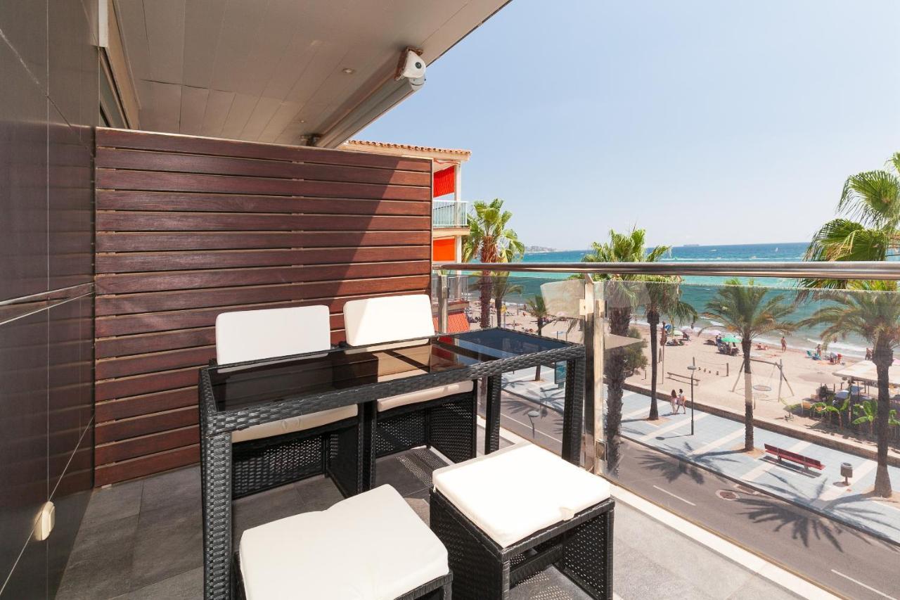 Uhc Las Palmas Apartment ซาลอว์ ภายนอก รูปภาพ